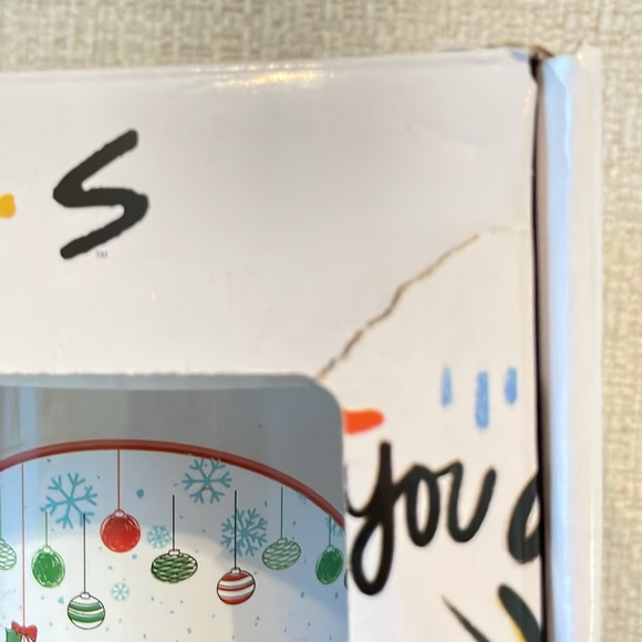 FRIENDS glass and ice cube gift pack. - Picture 3 of 8